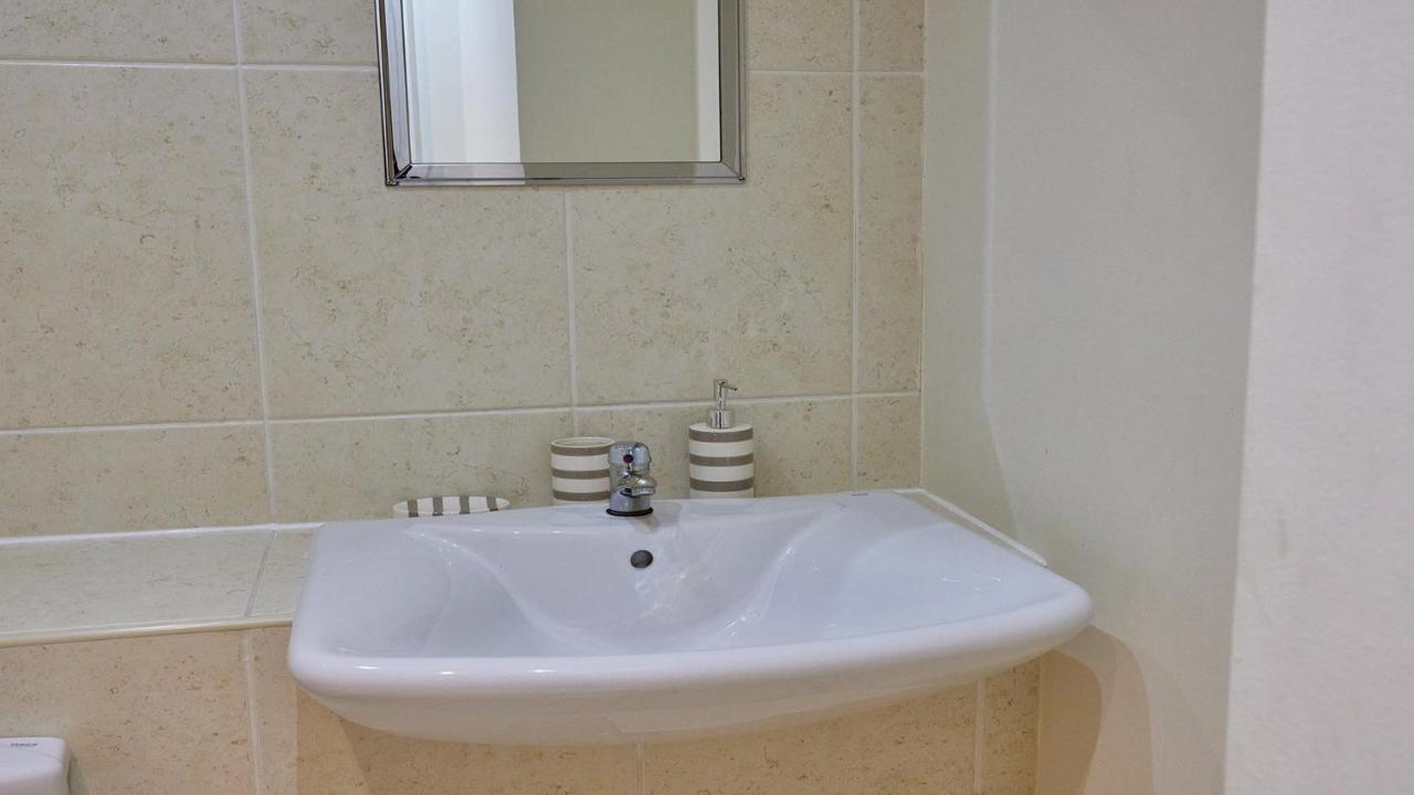 Magpie - Properties Unique Apartment Newcastle upon Tyne Bagian luar foto